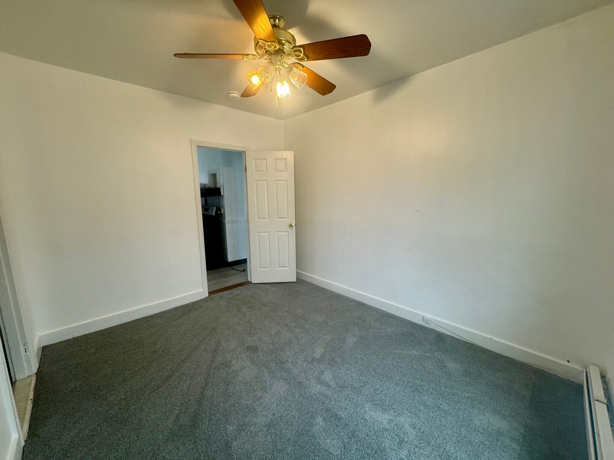 Building Photo - 61 John St