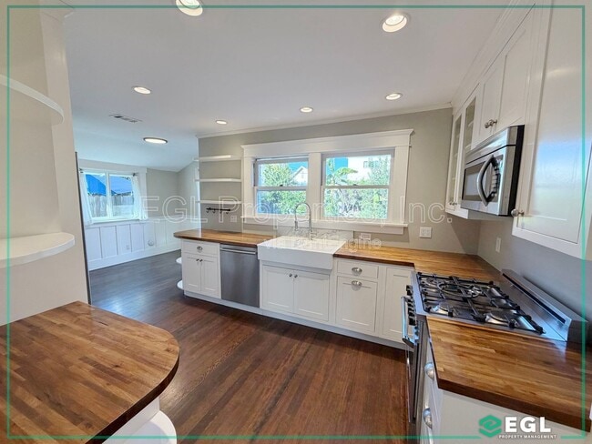 Building Photo - 4609 W 17th St