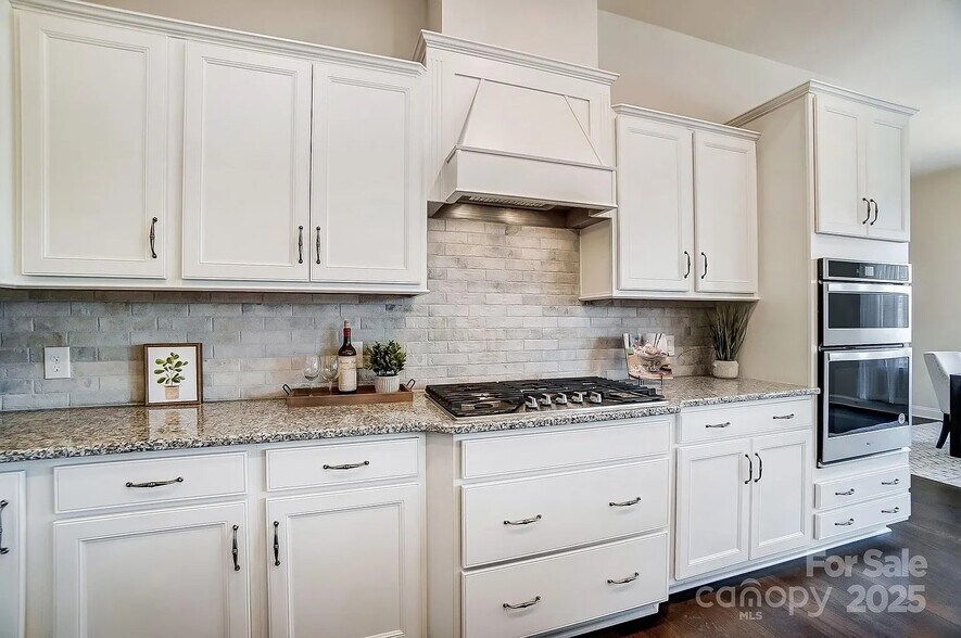 Building Photo - 11144 Limehurst Pl