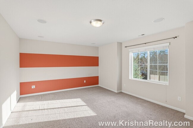Building Photo - 6301 SE Wonder Way