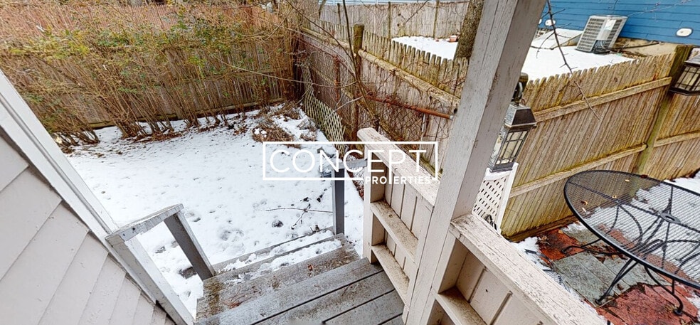 Building Photo - 429 Franklin St