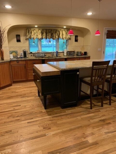 Building Photo - 8058 Centrebridge Dr