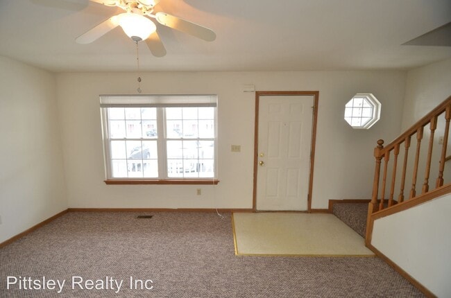 Building Photo - 4 br, 2.5 bath Apartment - 806 Fotis Drive