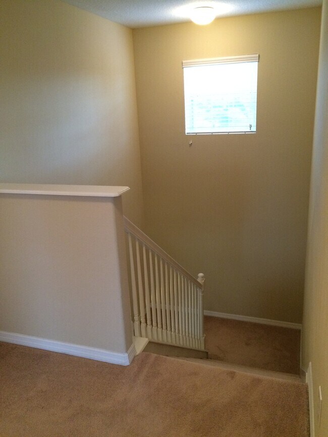 Building Photo - Beautiful 4/5 Bedroom Home in Wyndham Lakes