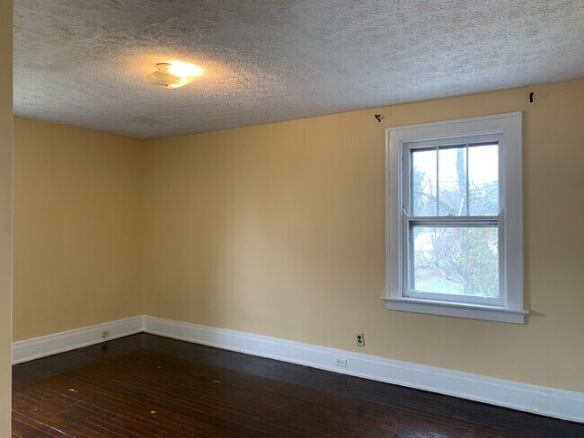 Building Photo - 3340 W Galbraith Rd