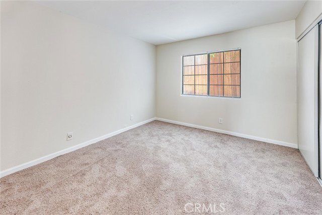 Building Photo - 5546 McLennan Ave