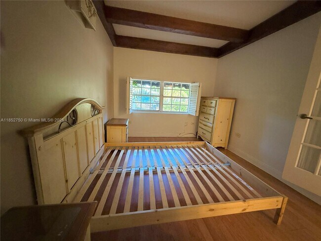 Building Photo - 3030 SW 57th Ave