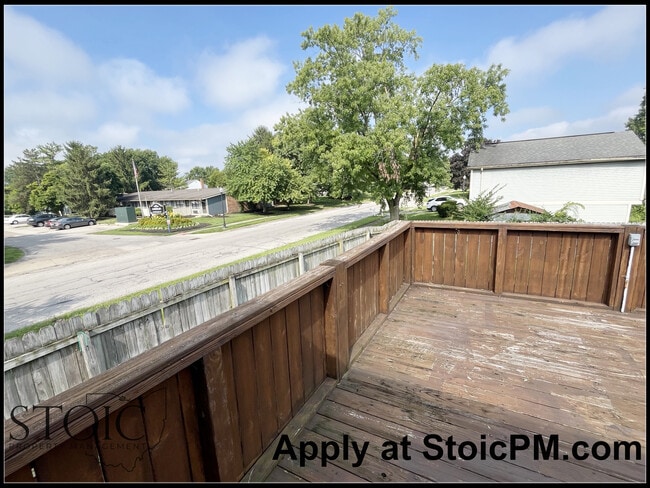 Building Photo - 3169 Earlington Ln