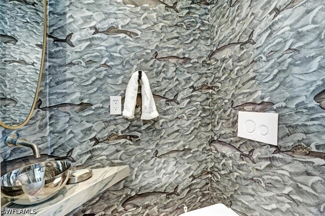 Building Photo - 255 Barefoot Beach Blvd