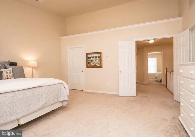 Building Photo - 203 Misty Pond Terrace