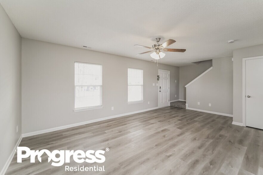 Building Photo - 10425 Katie Creek Ct