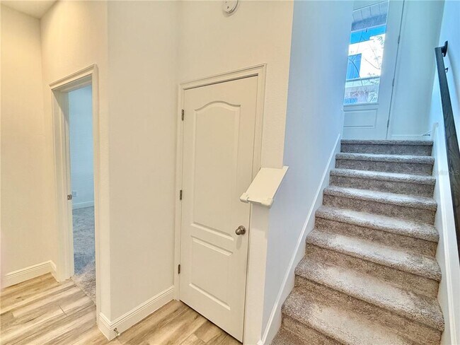 Building Photo - 8200 Elion St