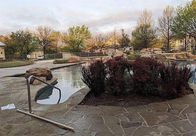 Building Photo - 760 Bradford St