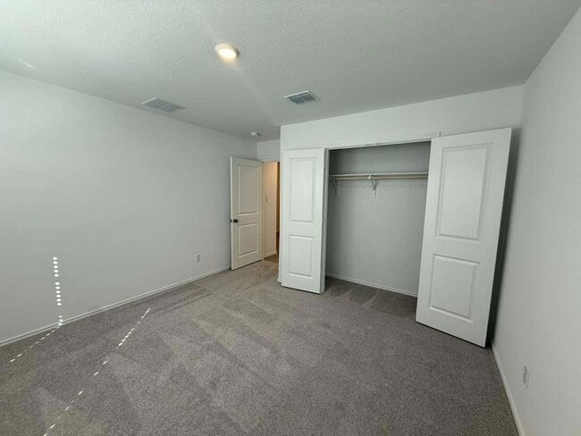 Building Photo - 18020 Lark Sparrow Dr