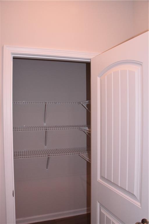 Building Photo - 549 Ruths Dr