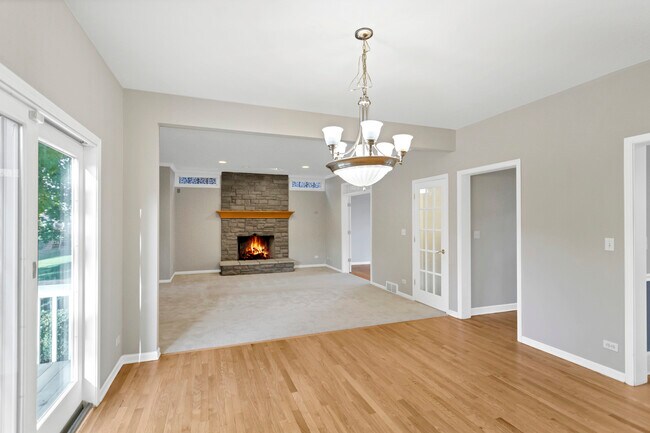 Building Photo - 40W148 Carl Sandburg Rd