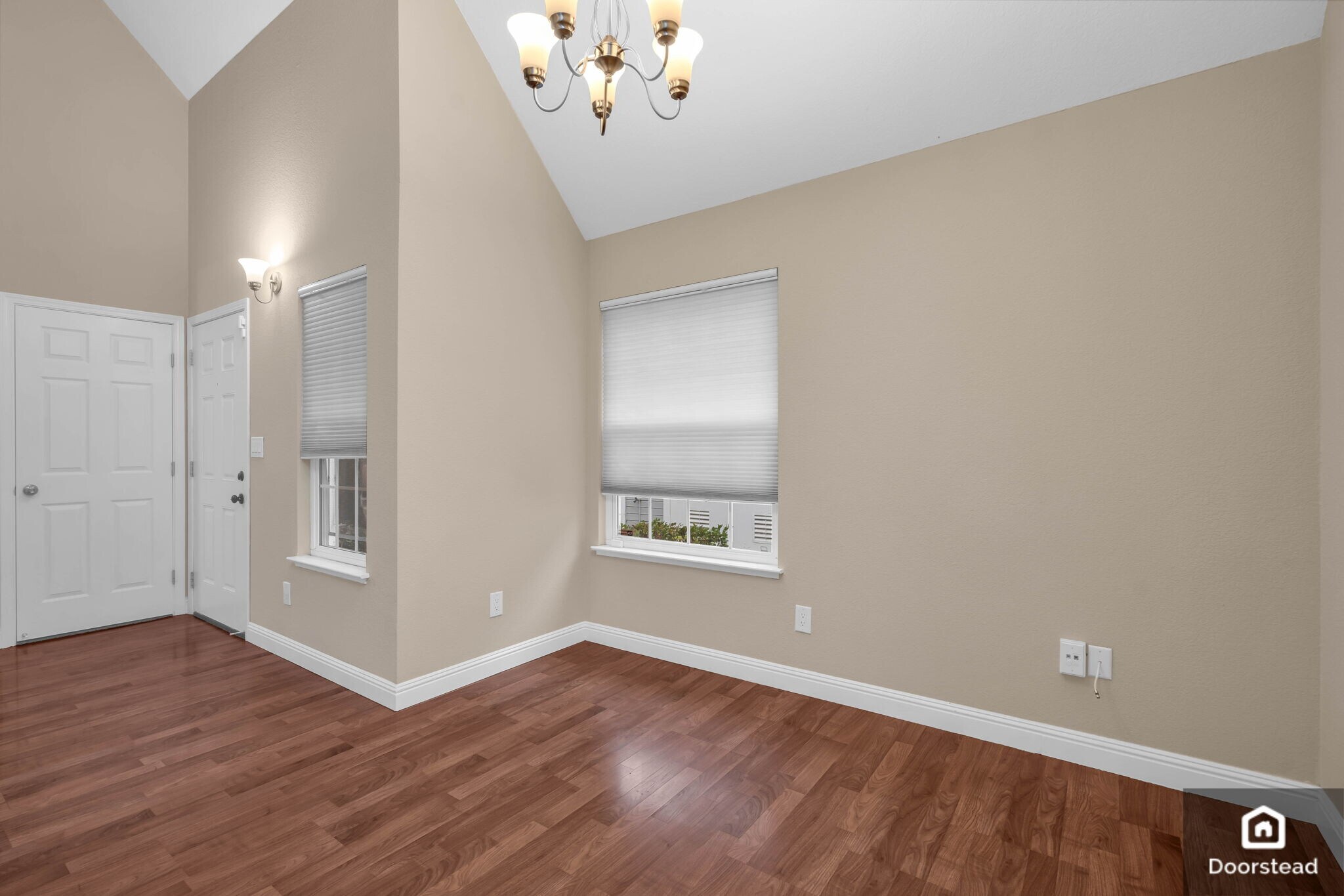Building Photo - 1714 Somerset Pl