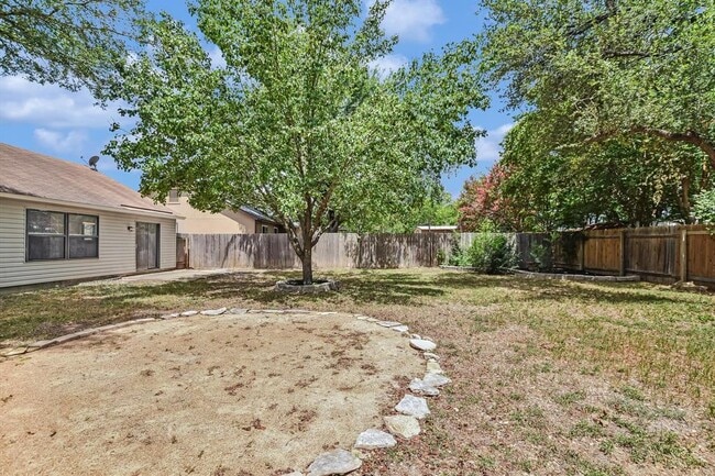 Building Photo - 1305 Elm Forest Dr