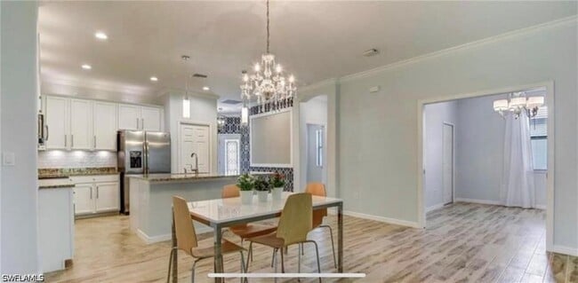 Building Photo - 9170 Woodhurst Dr