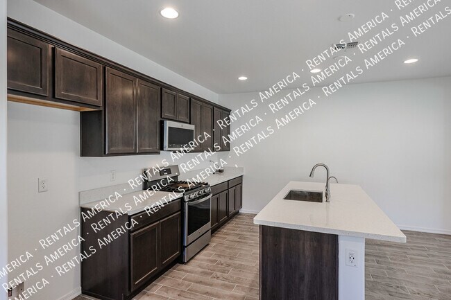 Building Photo - 14243 W Hackamore Dr.