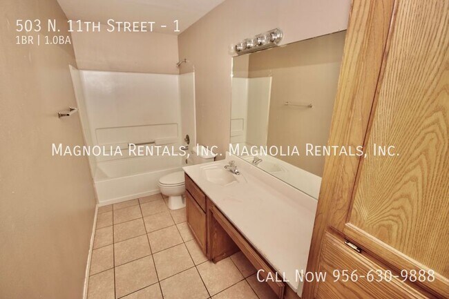 Building Photo - 503 N 11th St