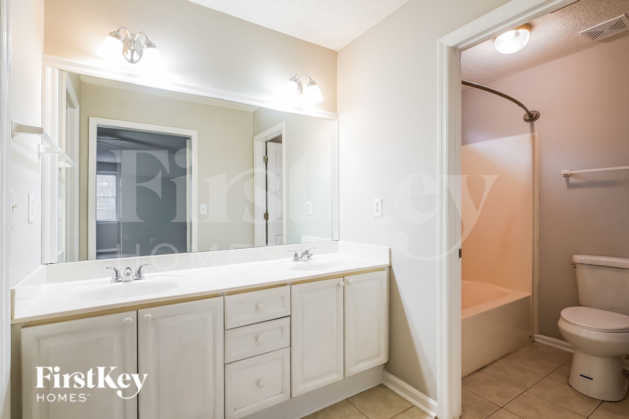 Building Photo - 152 Laurel Woods Dr