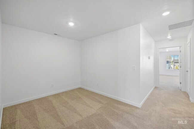 Building Photo - 4234 W Cirrus Ln