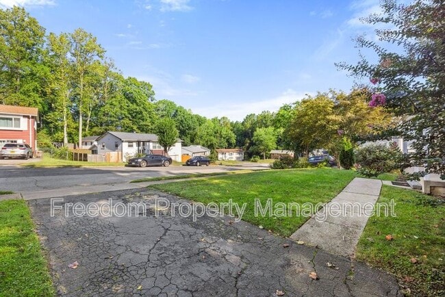 Building Photo - 14309 Fairmont Ct