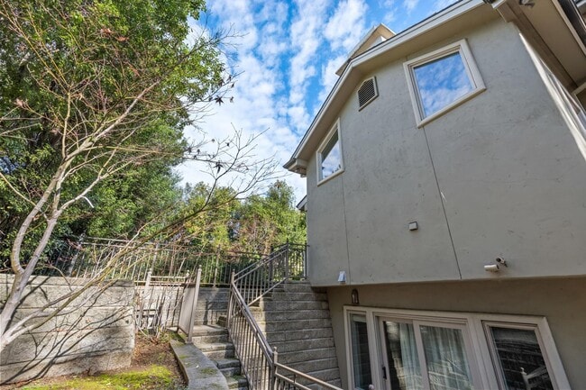 Building Photo - 7BR / 6BA Los Altos Home with Elevator, 3-Car Garage & EV Charging