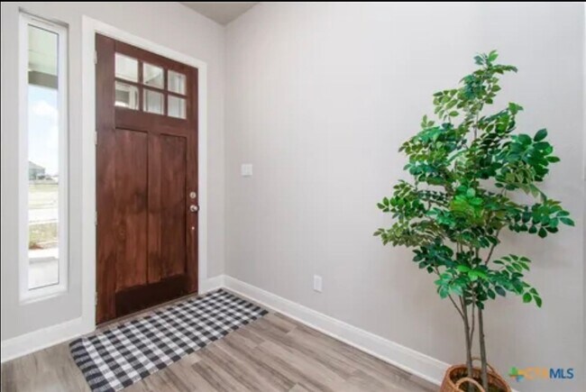 Building Photo - GORGEOUS home in Nolanville!