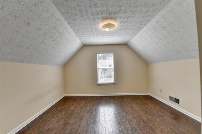 Building Photo - 3380 McClure Woods Dr
