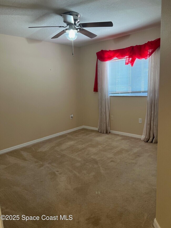 Building Photo - 1536 Grand Isle Blvd