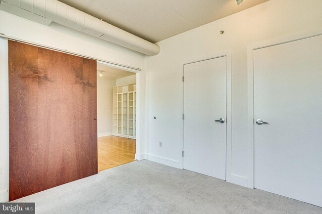 Building Photo - 809 6th St NW