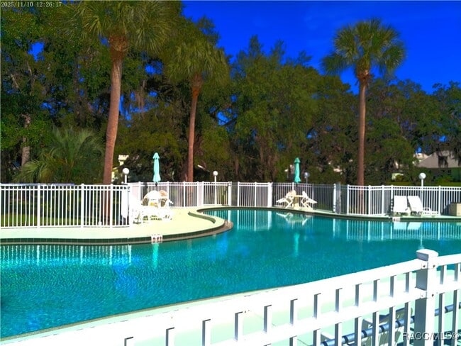 Building Photo - 807 Lanark Dr