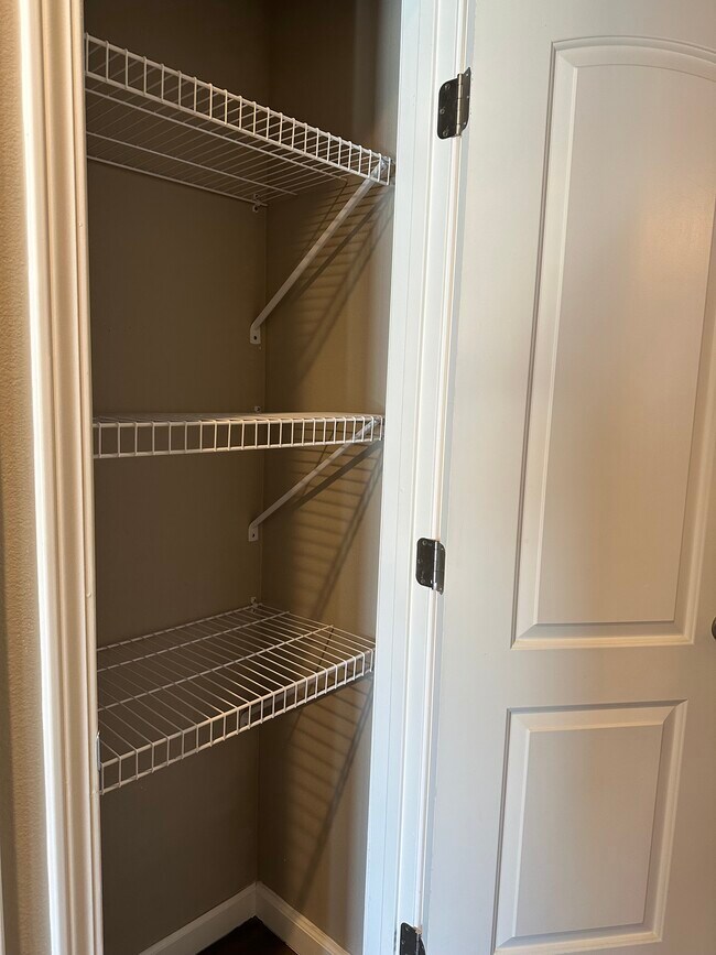 Building Photo - 73270 Desert Greens Dr N