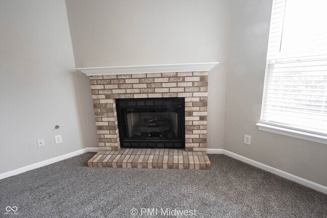 Building Photo - 7623 Hollow Reed Ct