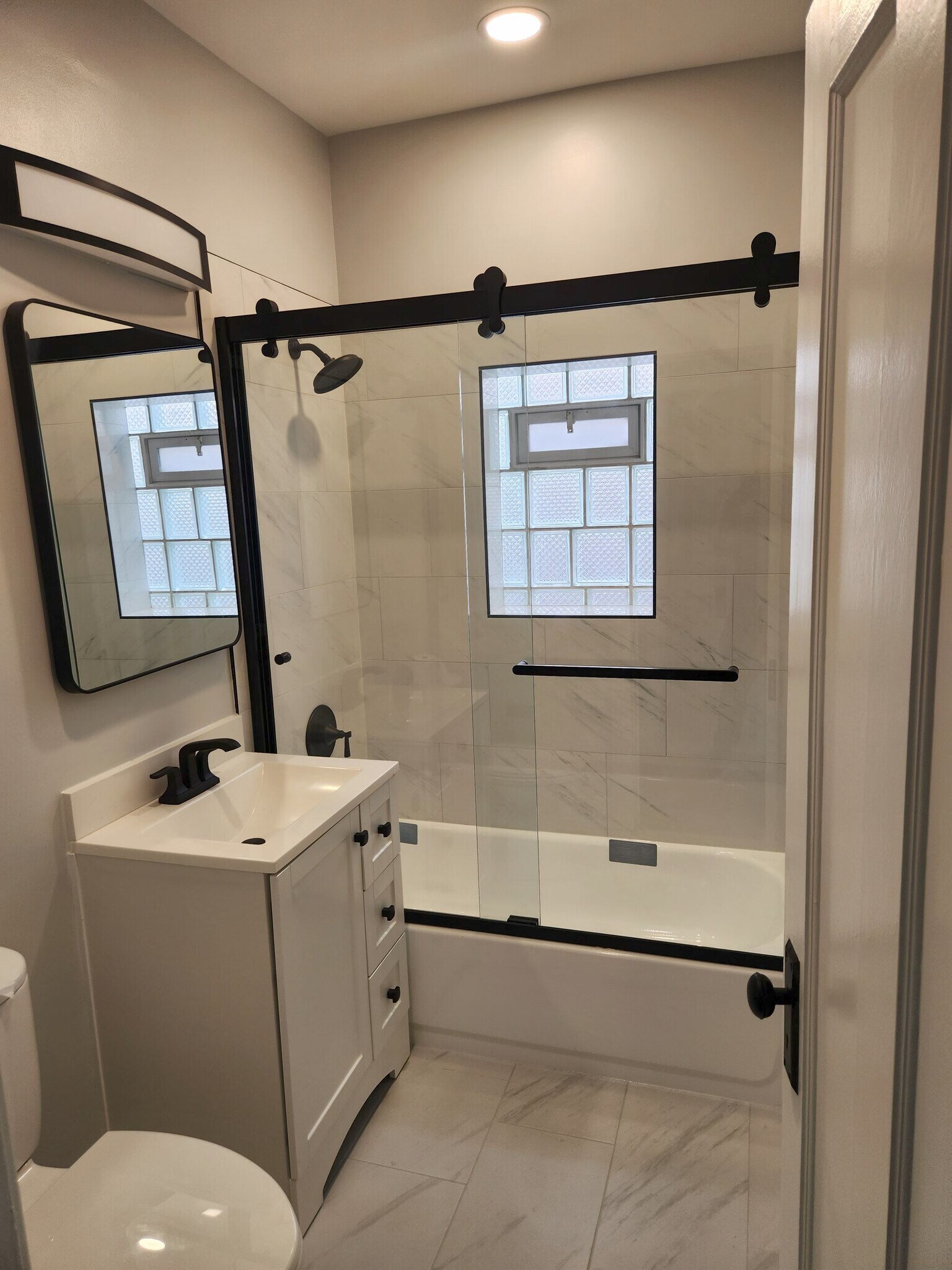 Building Photo - 5230 W Deming Pl