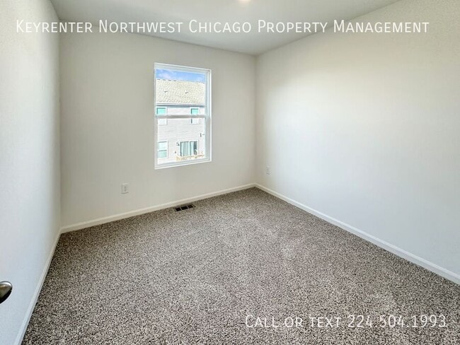 Building Photo - 2241 Sassafras Wy