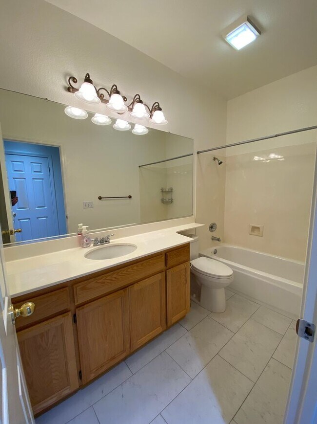Building Photo - Castlerock Gated Community off Hilborn! Be...