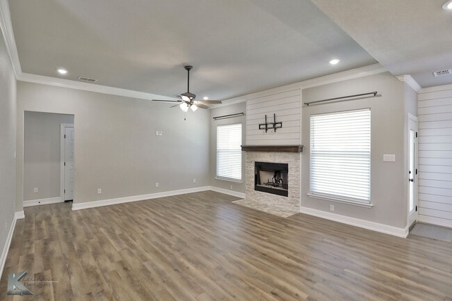 Building Photo - Wylie West! 4 bed, 2 bath, 2 car garage