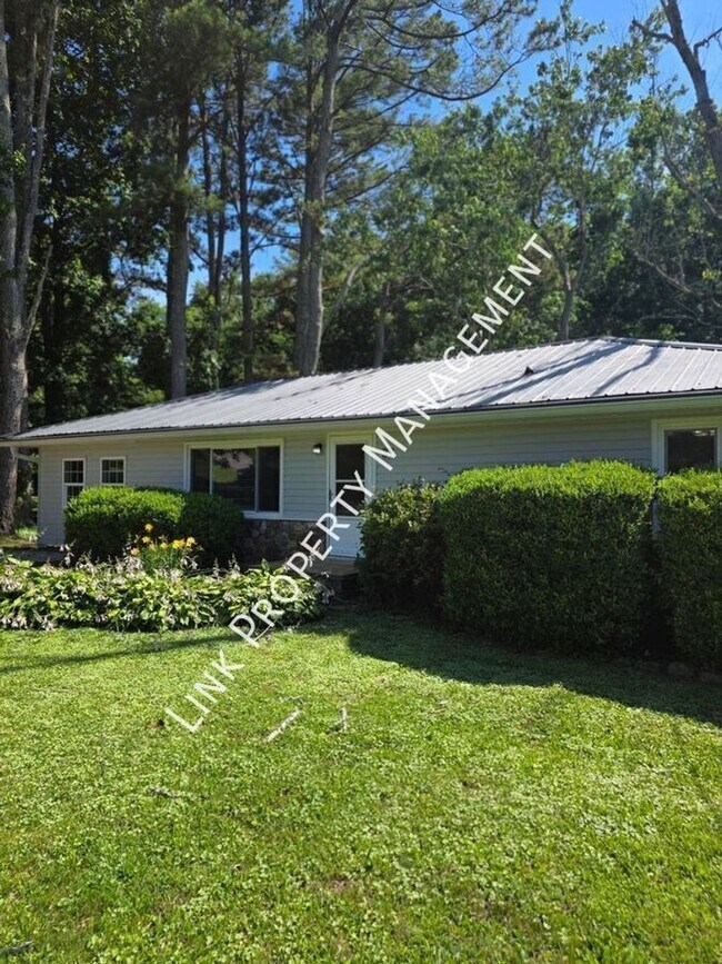Building Photo - Available Now – Spacious 4 Bedroom Home in Ringgold for Only $1,795/Month!
