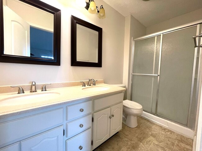 Building Photo - 3 Bedroom Home in Fishers with Bonus Room!