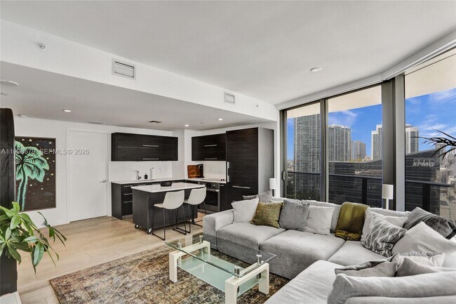 Building Photo - 45 SW 9th St