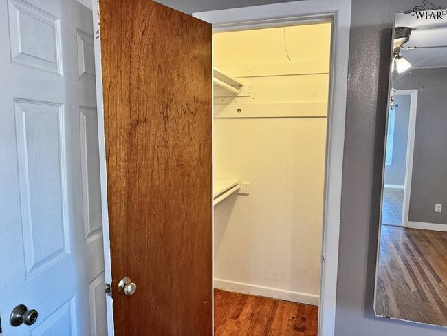 Building Photo - 4503 McCrory Ave