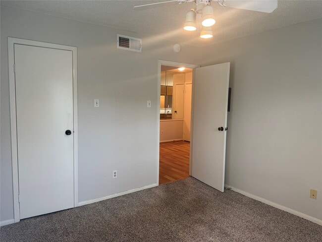 Building Photo - 2120 El Paseo St