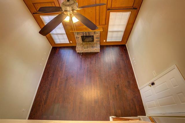 Building Photo - 300 Stoneledge Dr
