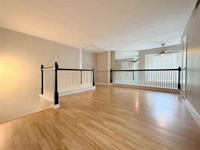 Building Photo - 2120 El Paseo St