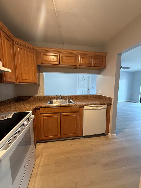 Building Photo - 1223 S Pine Ridge Cir
