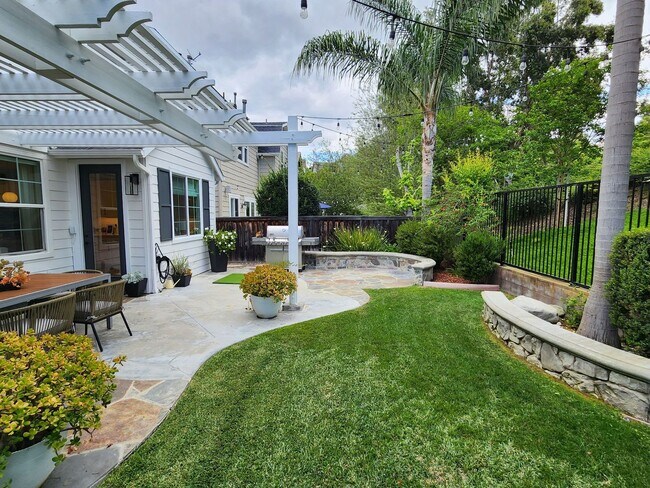 Building Photo - Highly Upgraged Ladera Ranch Home