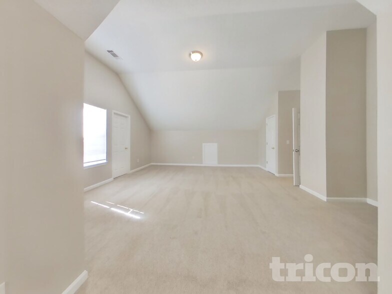 Building Photo - 3893 Drifting Quill